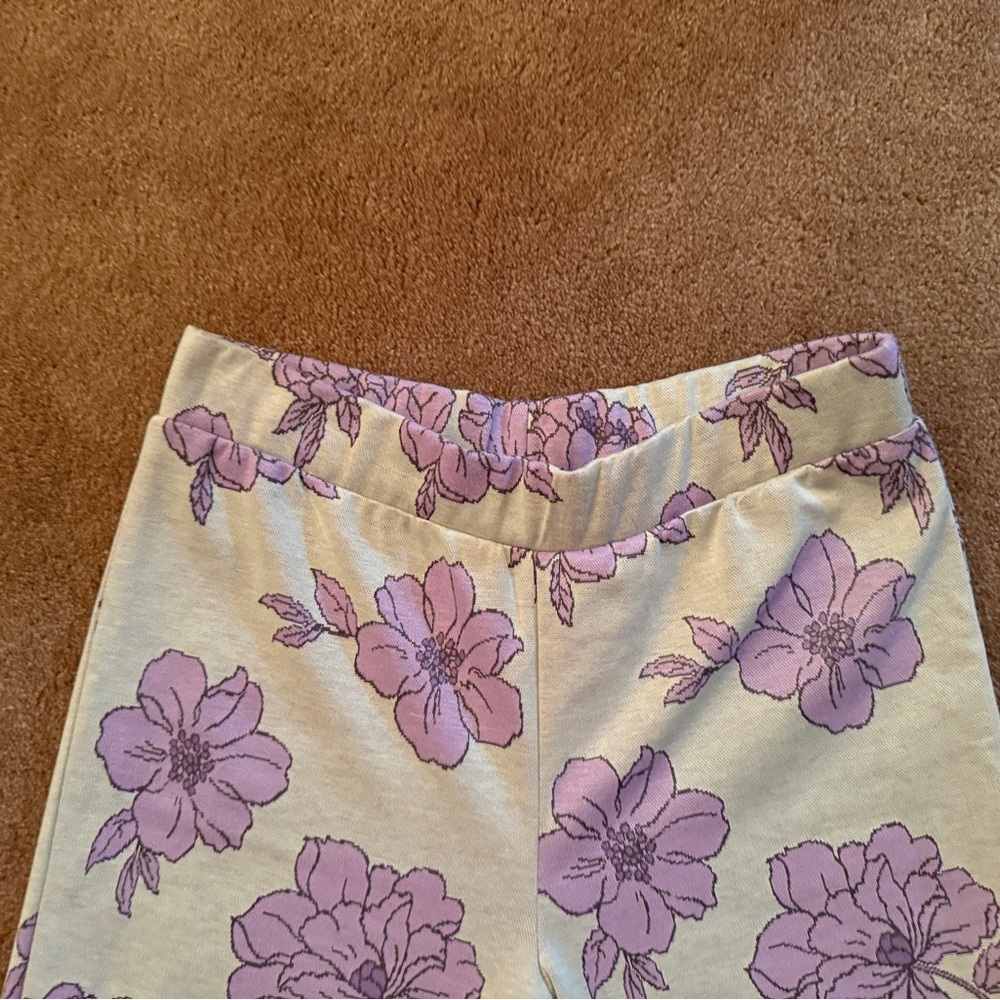 Forever 21 Lavender & Gray Floral Knit Pants size M - Picture 4 of 8